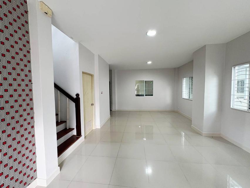 ขายบ้านเดี่ยว 2 ชั้น ทำเลศักยภาพ ใกล้เมือง เดินทางสะดวก พร้อมอยู่ 4