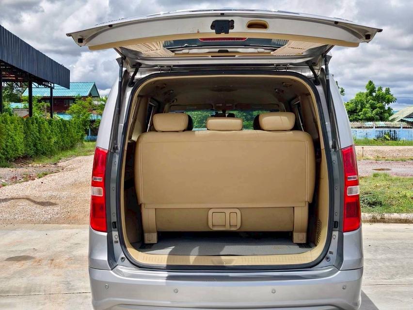 HYUNDAI H-1 2.5 ELITE A/T 2014 รถสวยดูแลมาอย่างดี สวยตรงปกทุกมุม 8