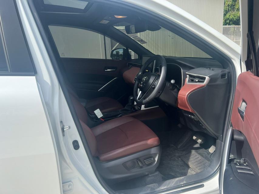  2020 TOYOTA Corolla Cross Hybrid 1.8 Premium Safety  4