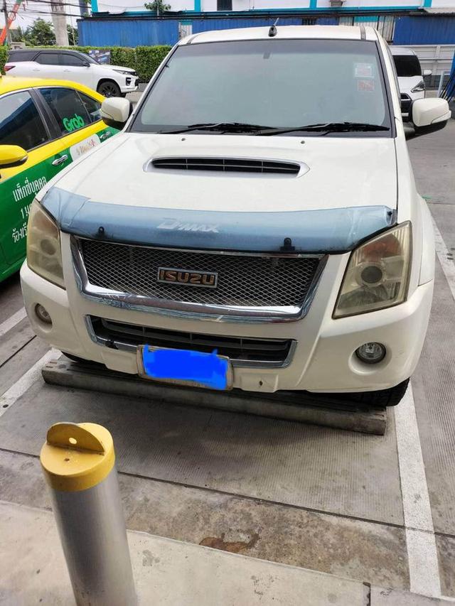  isuzu 3.0 4 ประตู gold series 2008 รุ่นครบรอบ 50 ปี 5