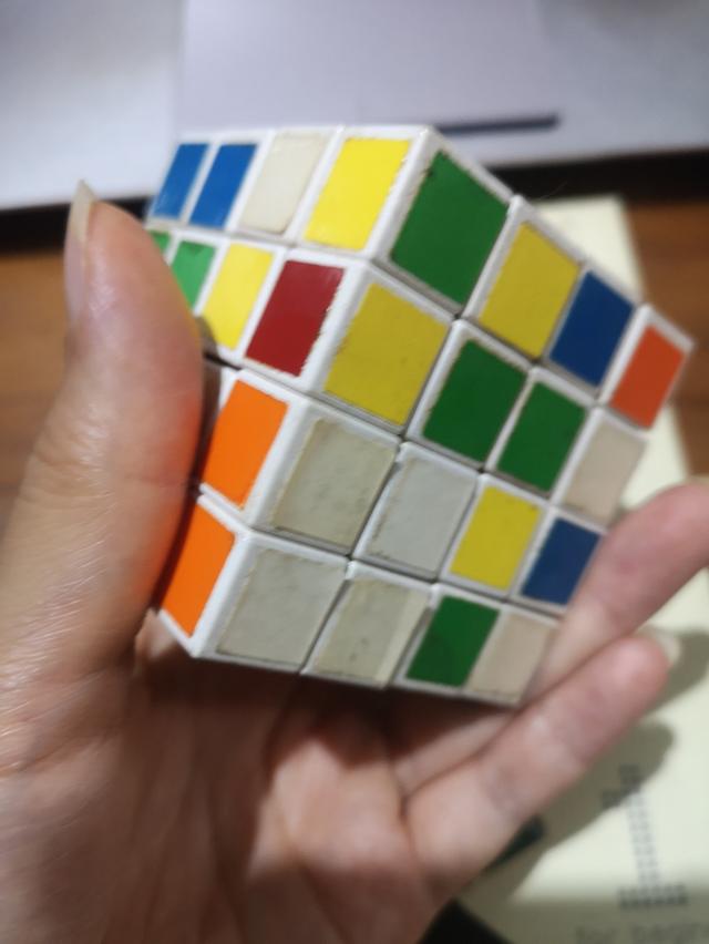 ขายรูบิคมือสอง 3x3, 4x4 และหนังสือการเล่นรูบิคเบื้องต้น รูปที่ 5