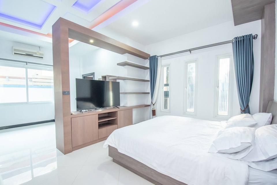 For rent pool villa Piam Mongkhon village 17