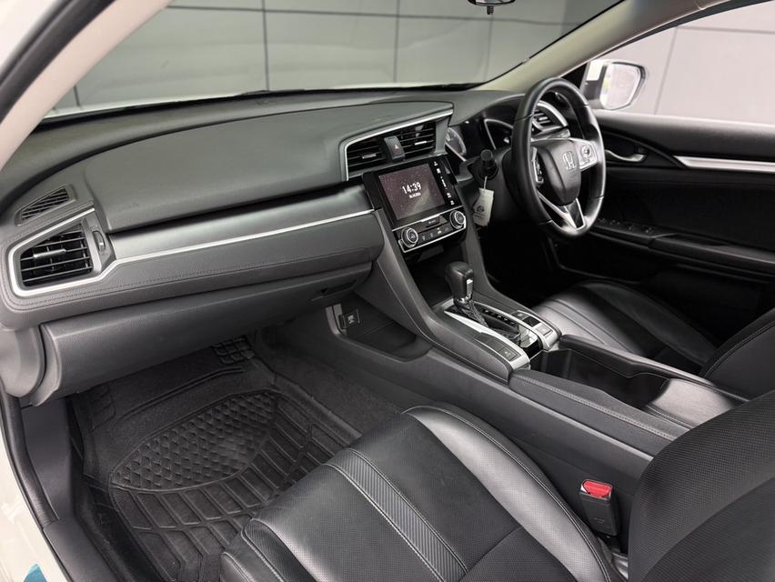 (แจ้งรหัสรถ WRT8571) 2017 HONDA CIVIC, 1.8 EL โฉม FC-FK ปี16-21 รูปที่ 13