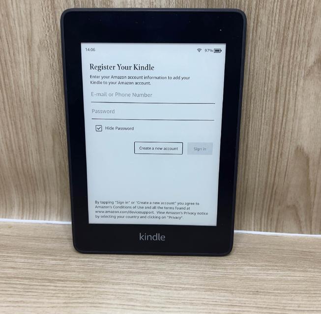 Amazon Kindle Paperwhite  1