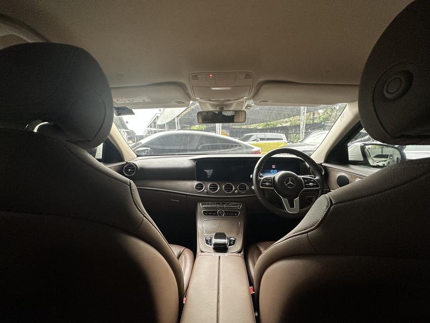 Mercedes Benz E350e Exclusive  16
