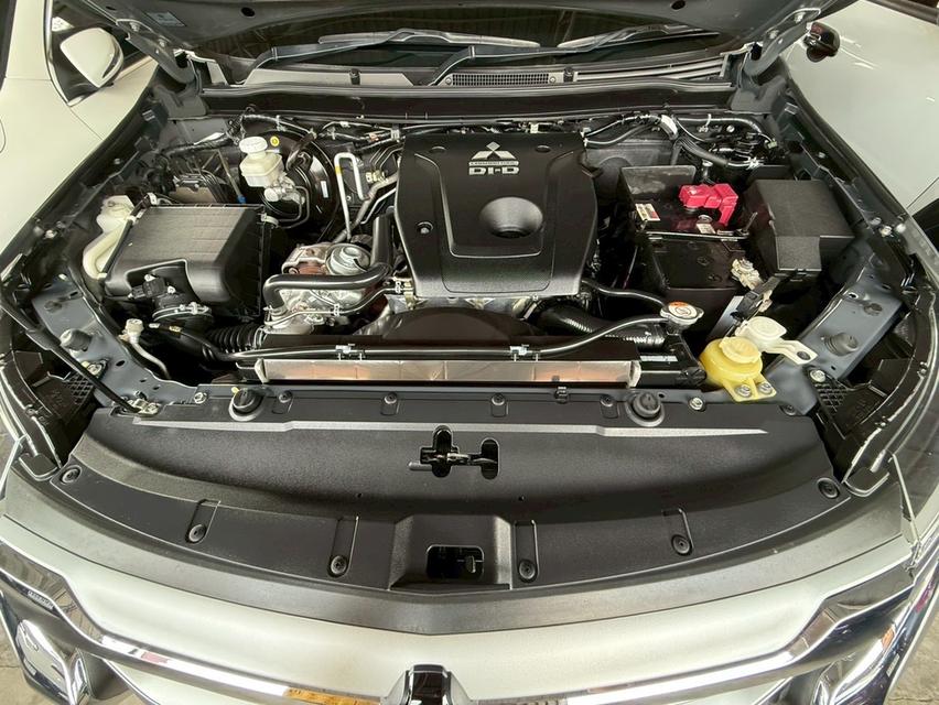 รหัสรถ AP688 Pajero 2.4 GT Premium NAVI 2WD ปี2018 สีเทา ดีเซล 19