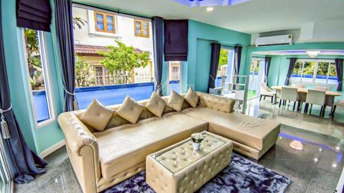 บ้านเดี่ยว 2 ชั้น หมู่บ้าน มณีรินทร์ เลค & ลากูน โซนบี ปทุมธานี 2