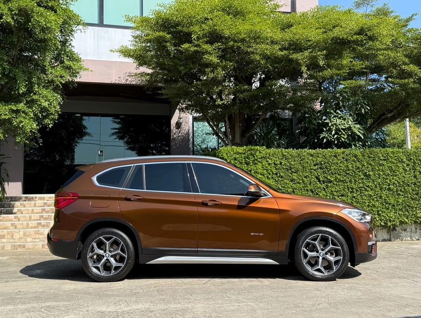 2017 BMW X1 F48 รถออกศูนย์ BMW THAILAND รถสวยสภาพสมบูรณ์พร้อมใช้งาน รถวิ่งน้อย เข้าศูนย์ทุกระยะ รถไม่เคยมีอุบัติเหตุครับ