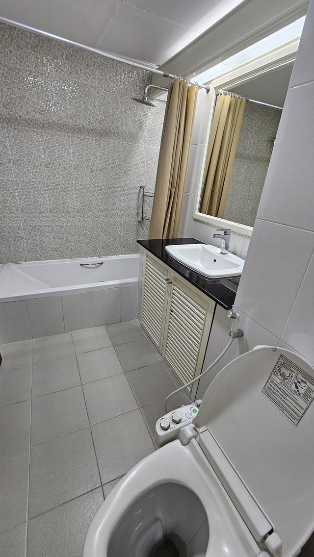 ขายคอนโดศุภาลัย เพลส สุขุมวิท 39 เนื้อที่เยอะ 97 ตร.ม. 2 นอน 2 น้ำ ทำเลดี ราคาถูก 11