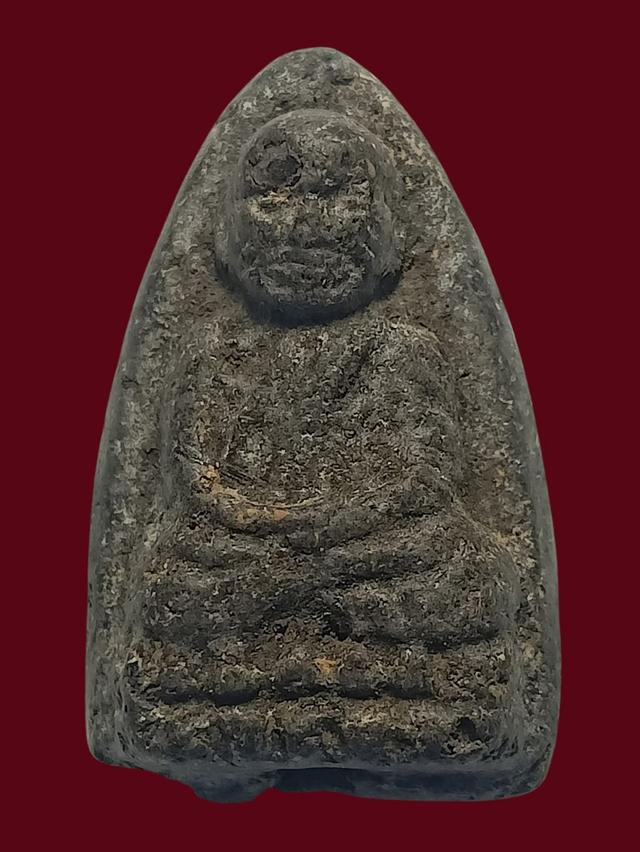 พระหลวงปู่ทวดเนื้อว่าน วัดช้างให้