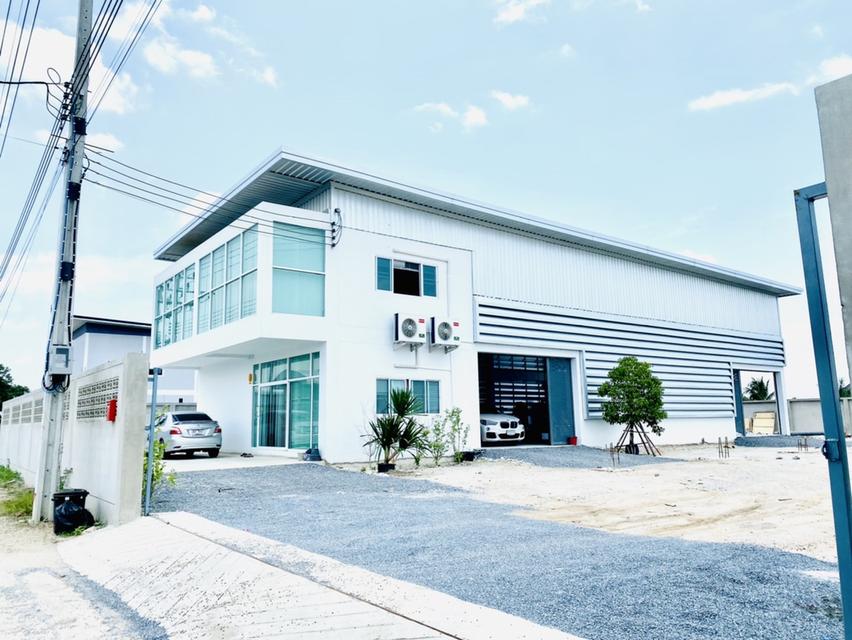 โครงการมังกรทองแฟคทอรี่ อยู่ติดถนนใหญ่ เส้น340 เหมาะสำหรับขยายธุรกิจ ทำออฟฟิศ โกดกัง โรงงาน ราคาเริ่มต้น 2.9 ล้านบาท 5