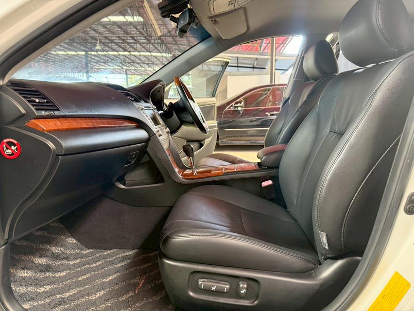 TOYOTA CAMRY 2.4 HYBRID ปี2012สภาพสวยกริ๊บ พร้อมใช้งาน 10