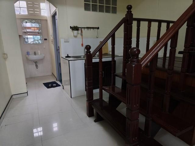 P553 ให้เช่า อาคาร 2 ชั้นครึ่ง ย่านสามเสน ซอยวัดตรีทศเทพ เขตพระนคร 7