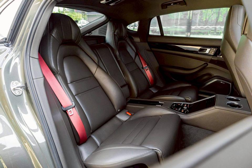 รหัสรถ PR5899 Porsche Panamera 4 E-Hybrid Executive Facelift (2022) รูปที่ 16