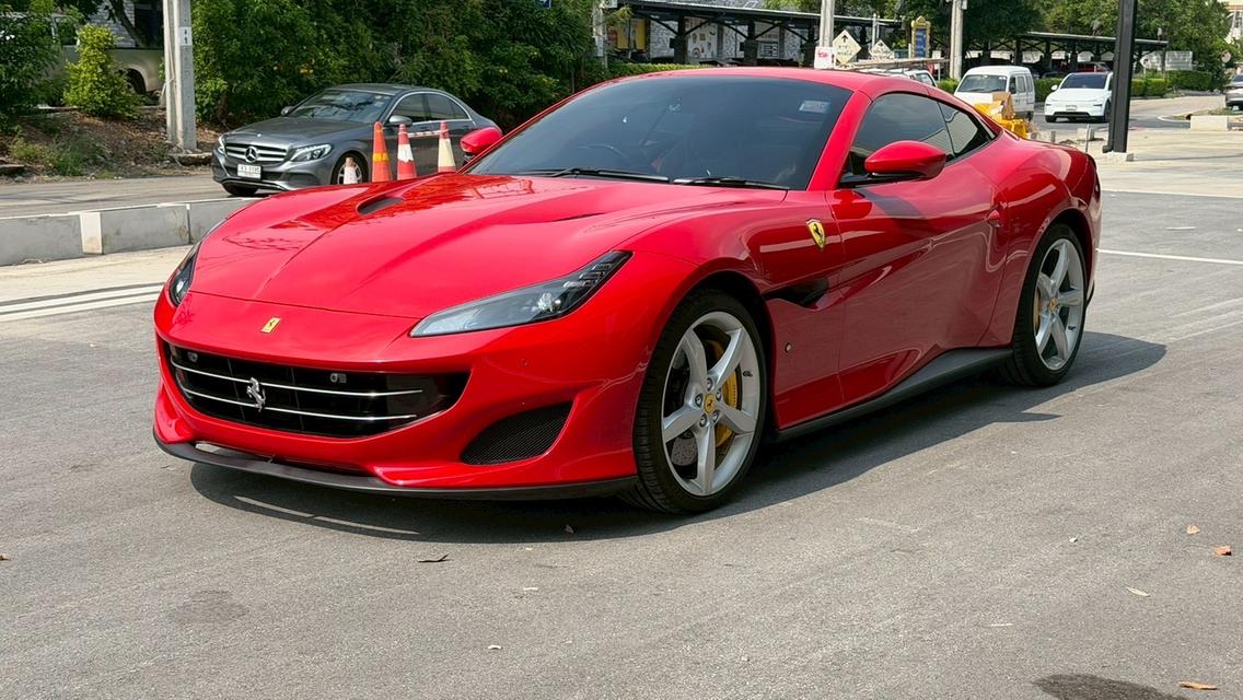 รหัสรถ KPV53 2020 Ferrari Portofino 3.9 Convertible สี ROSSO CORSA