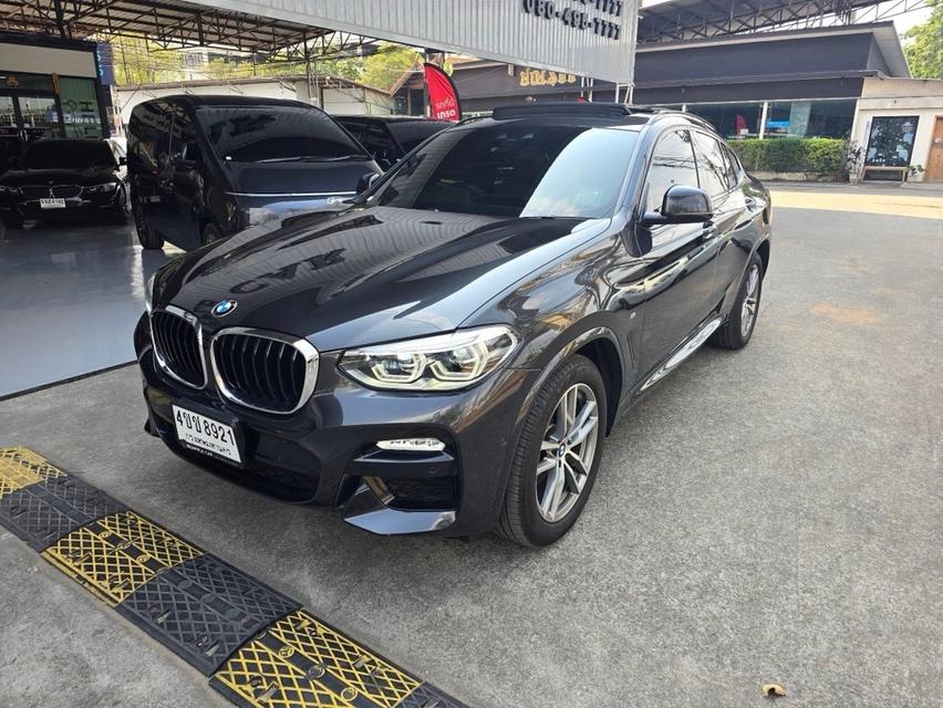 รหัส BAC8921 BMW X4 xDrive20d M Sport 4WD SUV G02 ปี 2019 3