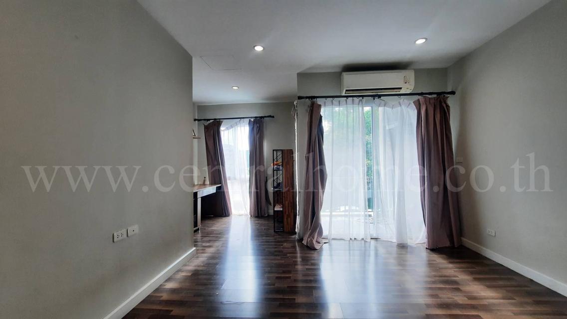 ทาวน์โฮม 3 ชั้น ซิกเนเจอร์ รามอินทรา 109 พร้อมอยู่ 10
