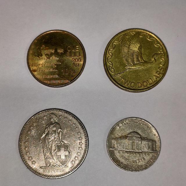 เหรียญต่างประเทศเก่าขายยกเซ็ต 2