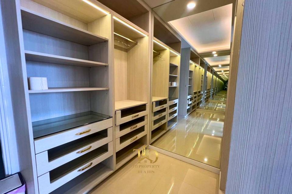 FOR RENT  3 Bedrooms 3 Bathrooms 5