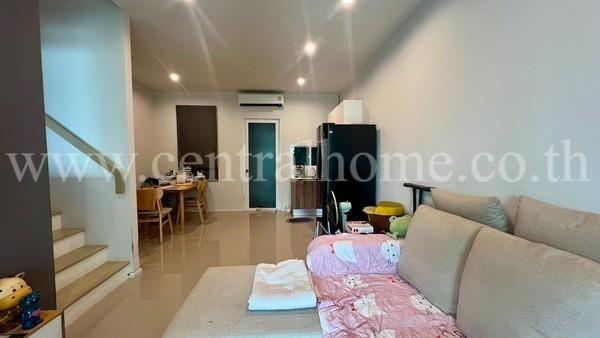 ทาวน์โฮม ฟอร์เร่ ลำลูกกา คลอง 5 หลังมุม หน้าบ้านไม่ชนกับหลังอื่น 4