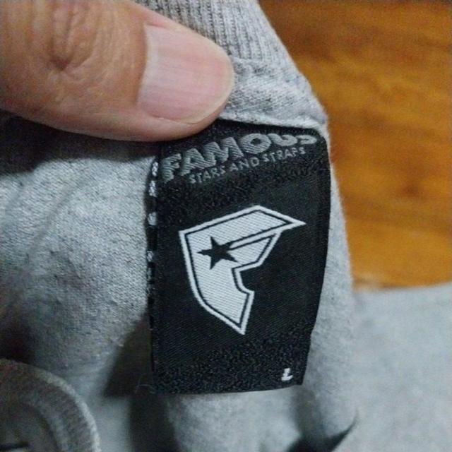 เสื้อยืดแขนสั้น แนวสตรีท FAMOUS แท้ มือสอง สภาพดี ของพร้อมส่งครับ รูปย่อยที่ 4