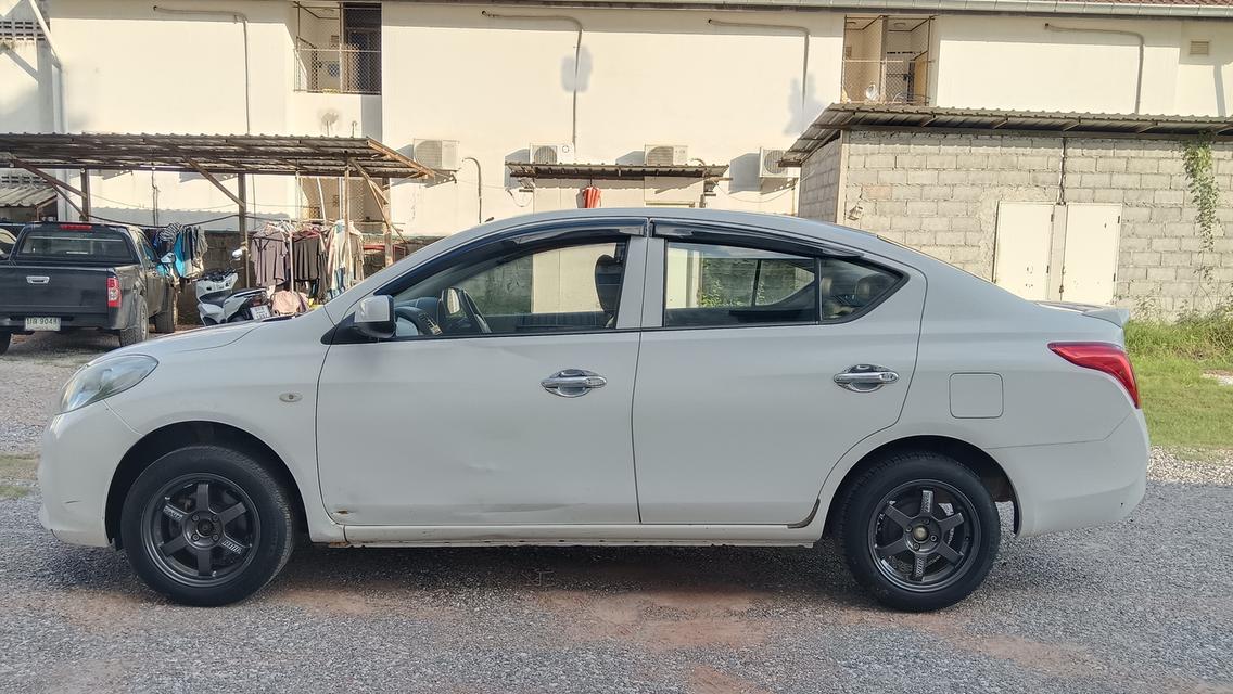 รถเก๋ง nissan almera รูปที่ 8