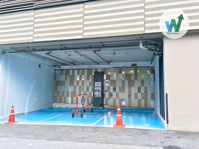 คอนโดขายถูก เดอะ เบส พระราม9 ห้องริม ชั้น 5 ขนาด 33.68 ตรม. พร้อมเฟอร์ Built-in ราคาดี พร้อมอยู่ ใกล้รถไฟฟ้า ARL ใกล้สายสีส้ม เดอะมอลล์ราม 8