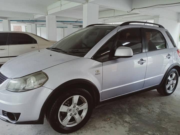 Suzuki SX4 ปล่อยขายด่วน 4