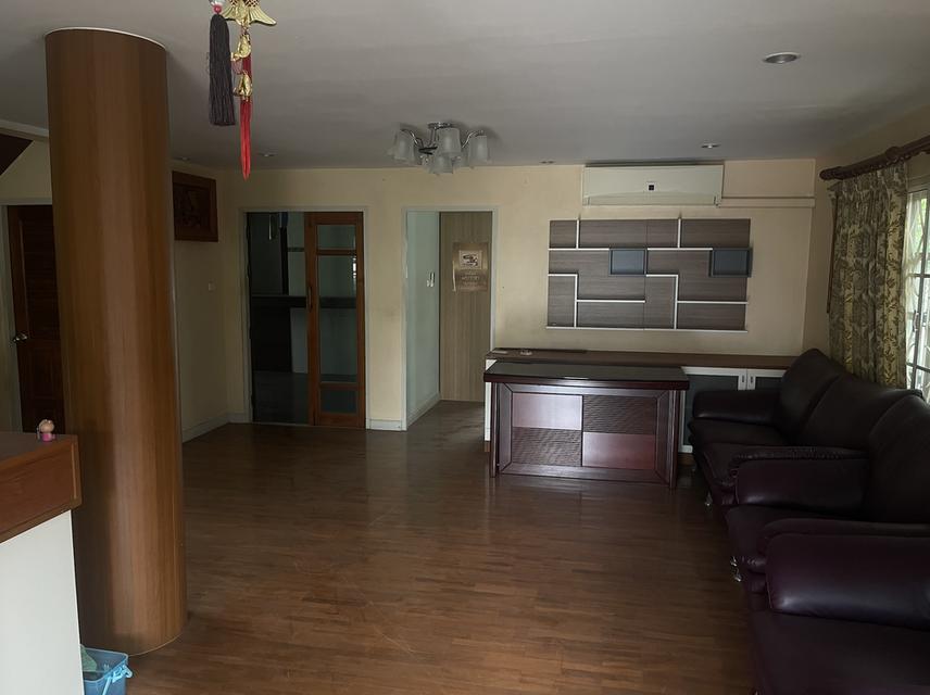 ขาย บ้านเดี่ยว หมู่บ้านสัมมากรมีนบุรี 5.7 ล้านบาท (ราคาคุยกันได้) 5