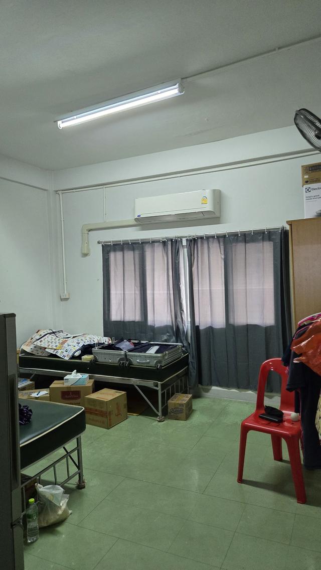 เจ้าของขายเอง - ให้เช่า 1ร้านค้า-ออฟฟิศ และชั้นบน มี2ห้องเช่า ห้องน้ำในตัวแต่ละชั้น + 1ห้องแม่บ้าน อยู่ต้นซอยนวมินทร์105 เช่าระยะยาวราคาพิเศษ 10