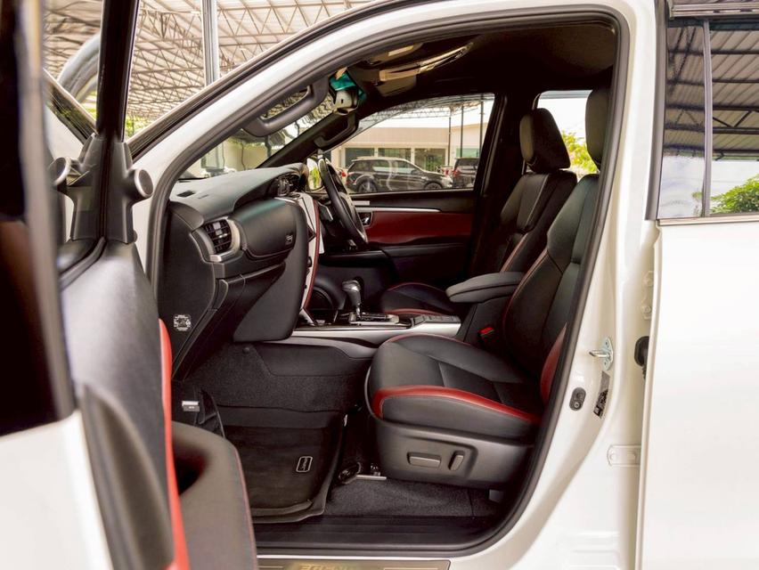 TOYOTA FORTUNER 2.4 LEGENDER 4WD ปี 2025 19