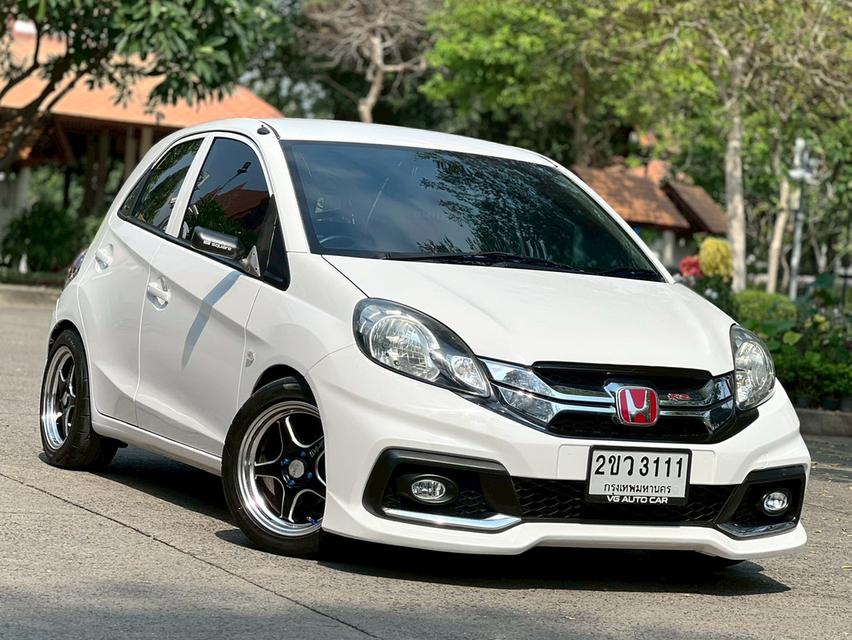 Honda Brio 1.2V ATเครื่องยนต์: เบนซิน เกียร์ออโต้  ปี2013 สีขาว ไมล์ 95,xxx km. โทร 092-263-9576 เอ๋