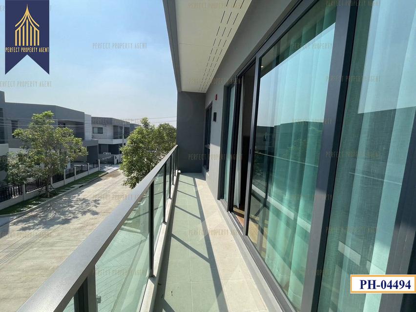 ให้เช่า บ้านพร้อมเข้าอยู่ Centro Bangna ทิศใต้ พร้อมเฟอร์นิเจอร์และเครื่องใช้ไฟฟ้า หิ้วกระเป๋าเข้าอยู่ได้เลย 16
