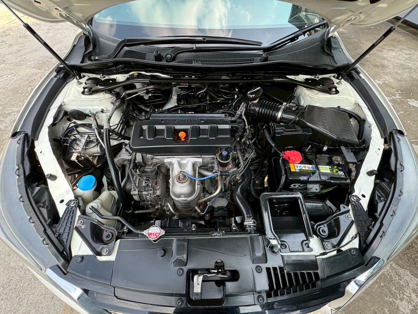 Honda Accord 2.0EL Navi 2016 AT สีขาว รูปที่ 15
