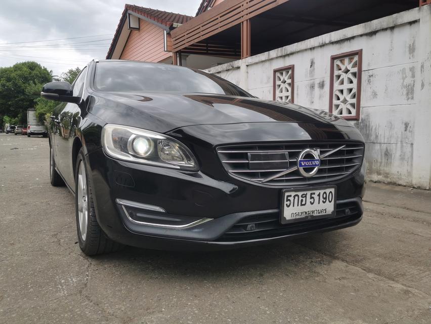 VOLVO V60 d4 i-art 2.0 ดีเซล 8 speed 190h/P