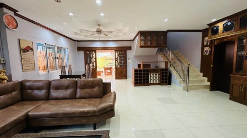 ขายบ้าน Ekmaongkol Village Pattaya, Villa 3 ห้องนอน 4 ห้องน้ำ พร้อมสระว่ายน้ำ 16