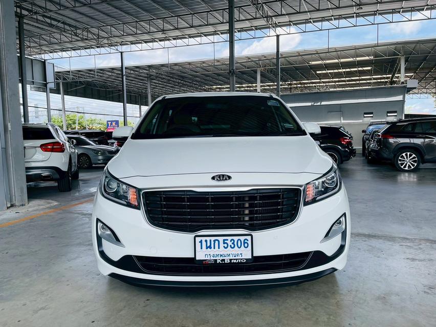Kia Grand Carnival 2.2LX 8AT 2020
