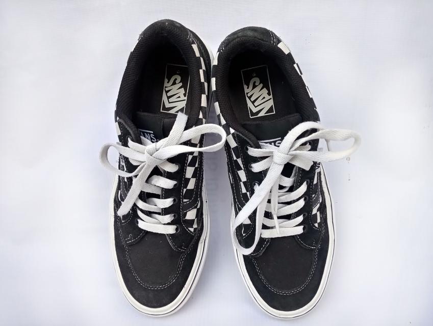 VANS รองเท้าผ้าใบมือสอง น้ำหนักเบา สภาพสวยๆ จัดส่งฟรี! เก็บปลายทาง