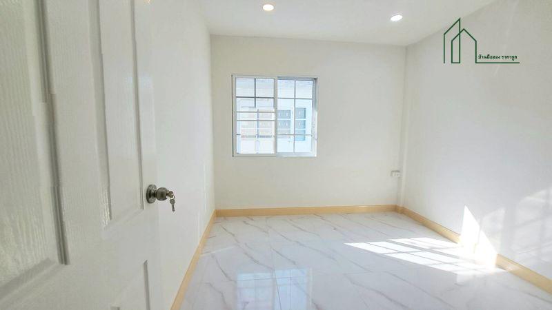 ทาวน์เฮาส์ 2 ชั้น มนวดี วัดลาดปลาดุก นนทบุรี 13