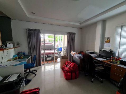 ขายทาวน์เฮ้าส์ หมู่บ้านธนาสิริ ปิ่นเกล้า-ราชพฤกษ์ 2 ถนนราชพฤกษ์ ต.บางกร่าง อ.นนทบุรี จ.นนทบุรี 11000 12