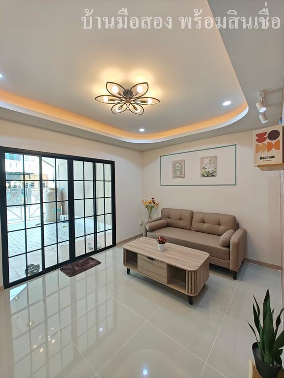 คัทลียาวิลล์ ลำลูกกา 6