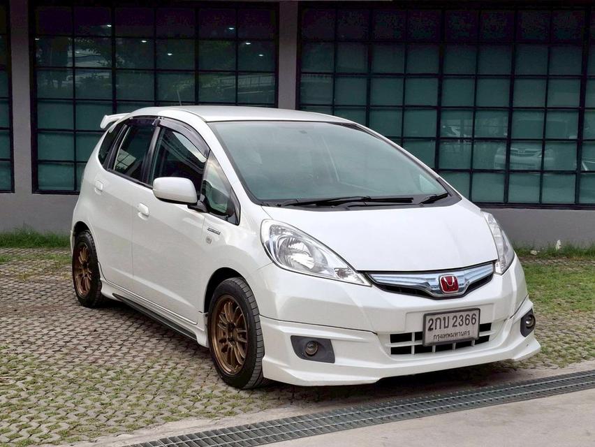 รหัสรถ KN2366 HONDA JAZZ 1.3 HYBRID ปี 2013