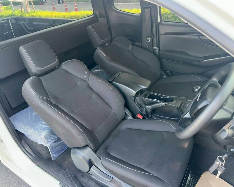 Isuzu D-max Cab 3.0 Ddi เกียร์ธรรมดา ปี 2022 รูปที่ 9