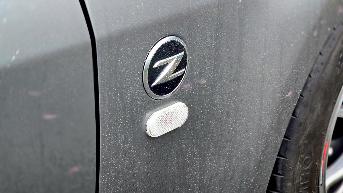 รหัสรถ WB6141 Nissan 350Z ปี 2004 จดประกอบ 2011 12