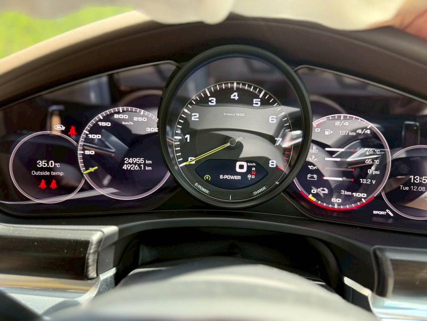 Porsche Panamera 4 E-Hybrid Platinum Edition (MNC) ปี 2023 ไมล์ 24,xxx km. 10