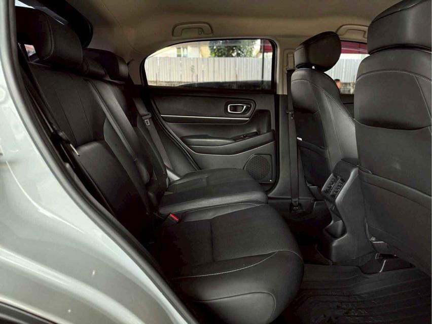 ปี 2021  HONDA HRV, 1.5 EL eHEV โฉม ปี21-ปัจจุบันตัวรถสีขาว(แร็ปสติกเกอร์สีเขียว) จดทะเบียน2022 รูปที่ 11