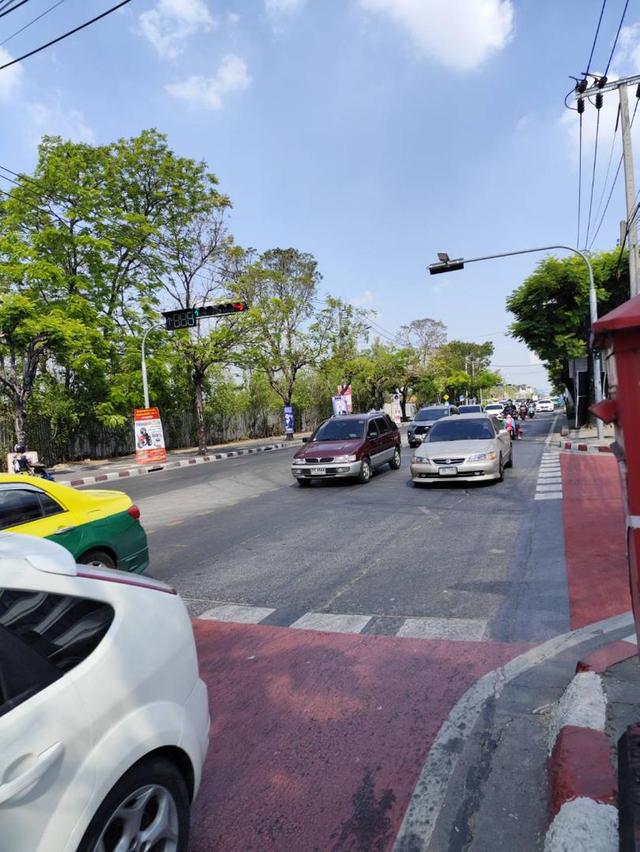 For Rent Five-story commercial/office building with rooftop. at Suan Luang Rama 9, Prawet ,Bangkok 6