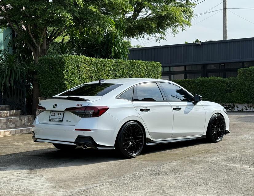 2024 HONDA CIVIC EHEV RS รถมือเดียว 30,000 กม สภาพป้ายแดง ของแต่งเพียบ รถสภาพป้ายแดง ไม่เคยมีอุบัติเหตุครับ