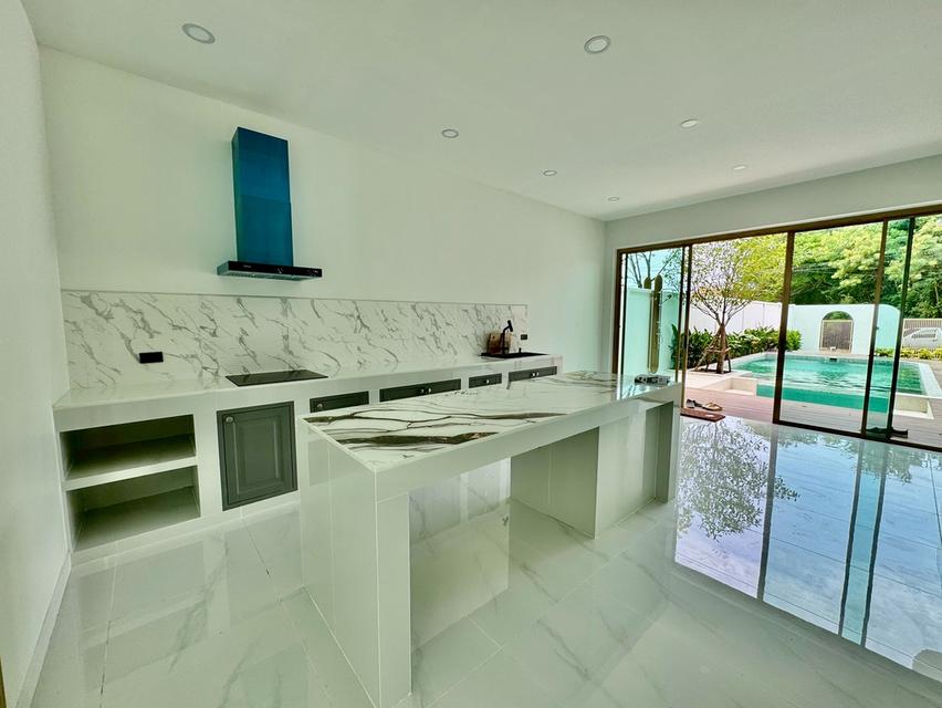 Brand New Pool Villa Pattaya For Sale  9