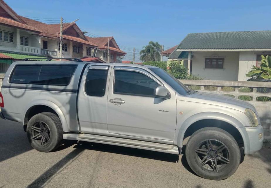 Isuzu D-Max Hi-Lender สีเทา ปี 2005